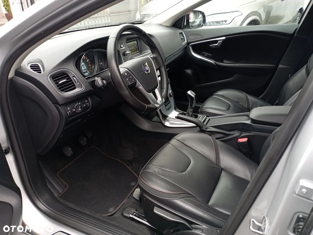 Volvo V40 T2 Ocean Race - 7