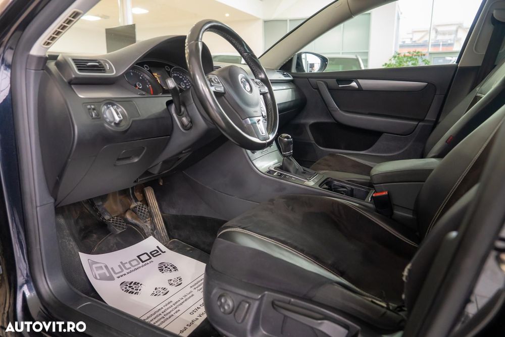 Volkswagen Passat - 15