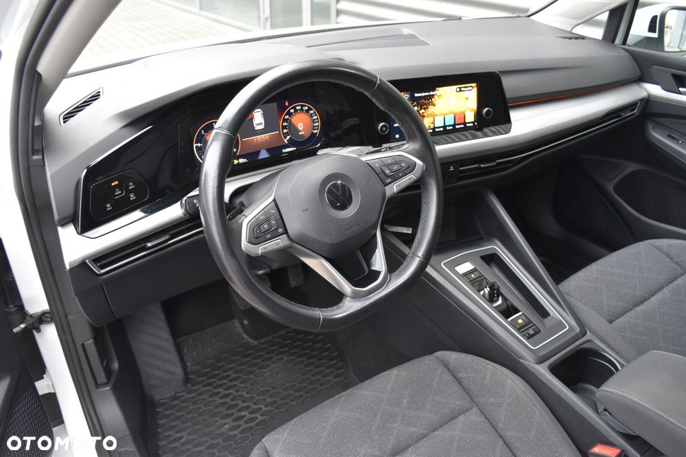 Volkswagen Golf Variant - 9