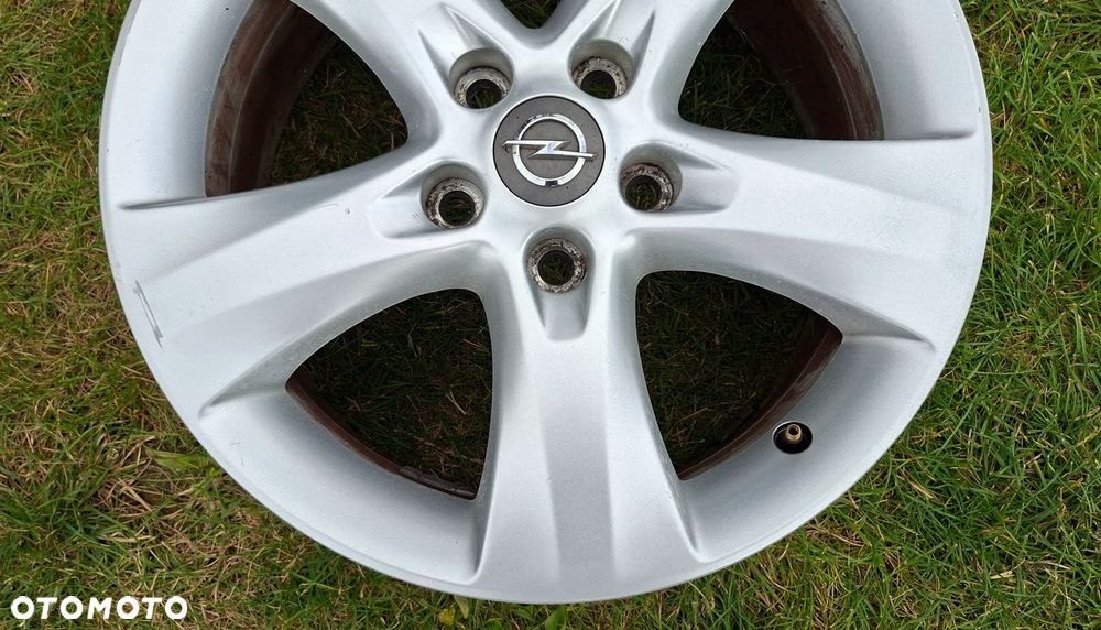 Felga Aluminiowa 17 Opel Astra J 5x115 ET 44 13259247 - 2