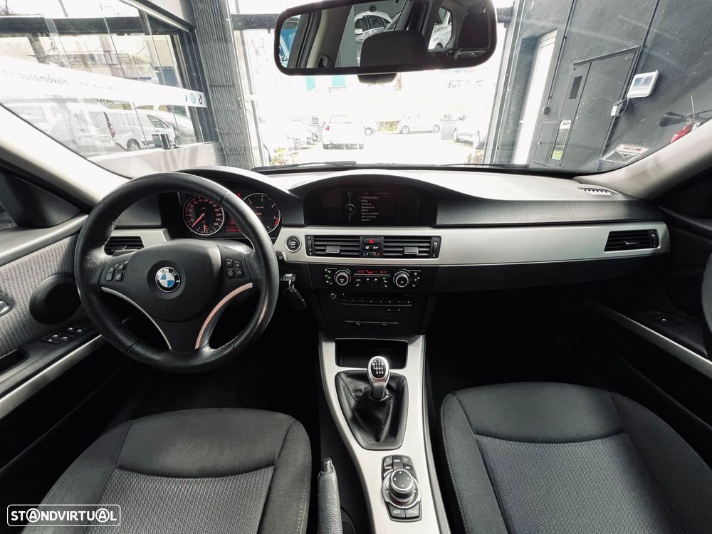 BMW 320 d Navigation - 15