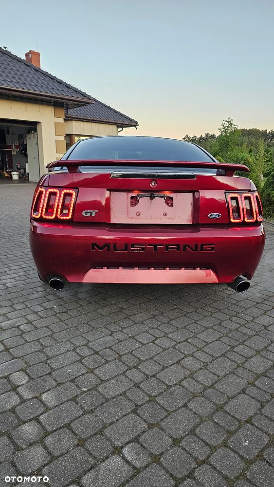 Ford Mustang 4.6 V8 GT - 18