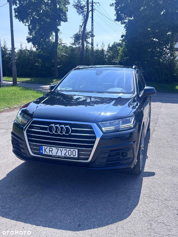 Audi Q7 - 4