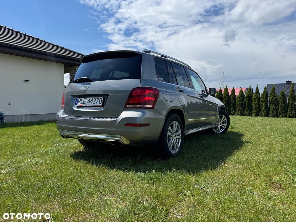 Mercedes-Benz GLK 200 CDI (BlueEFFICIENCY) - 4
