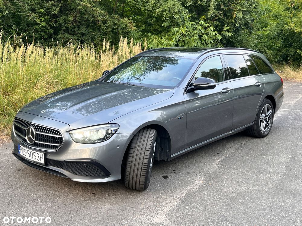 Mercedes-Benz Klasa E 300 de AMG - 1