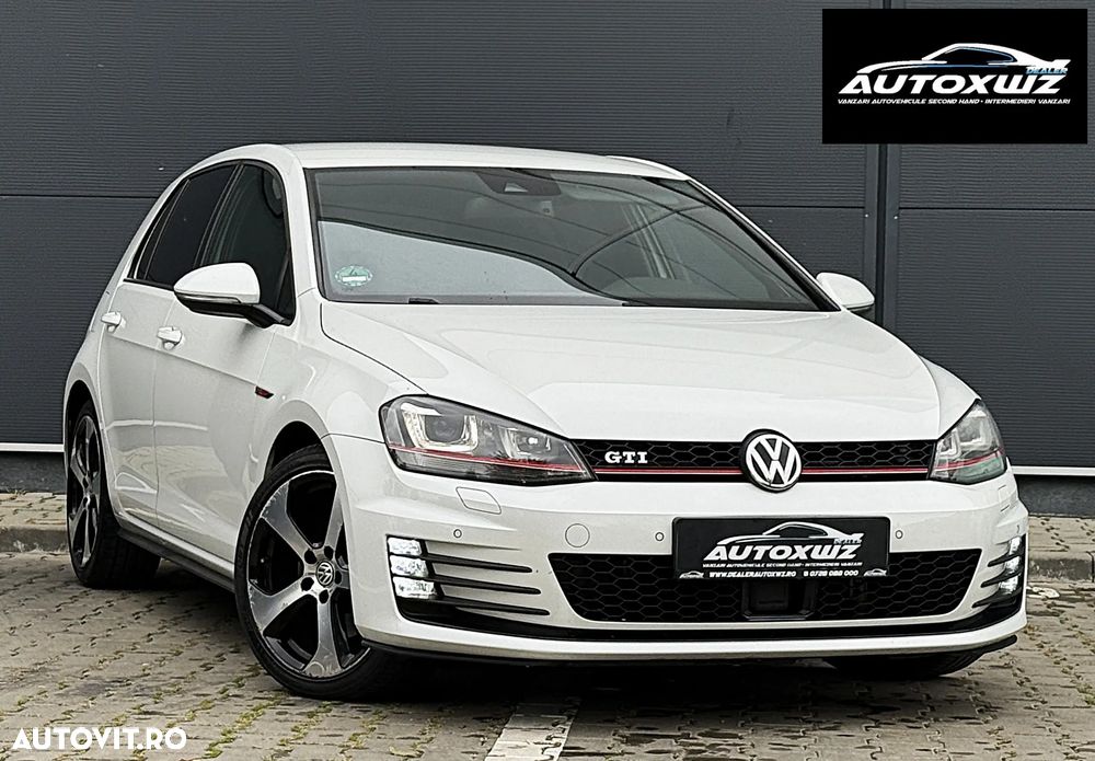Volkswagen Golf 2.0 TSI BMT DSG GTI - 1