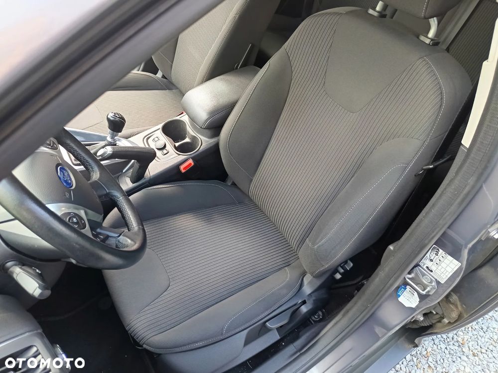 Ford Focus 1.0 EcoBoost STart-Stopp-System TITANIUM - 23