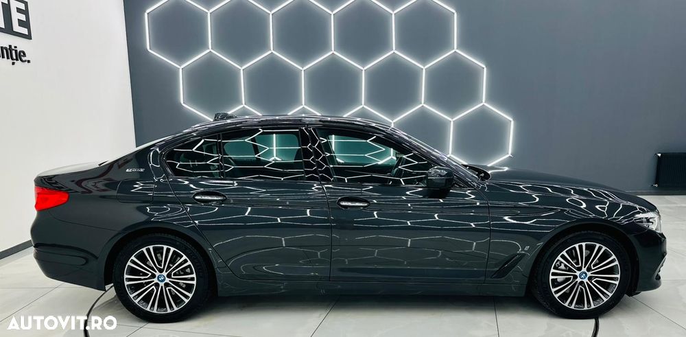 BMW Seria 5 - 36