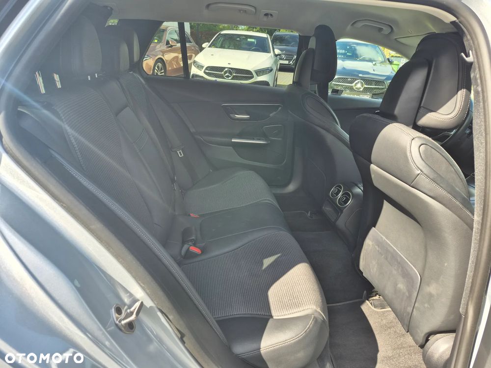 Mercedes-Benz Klasa C 220 d 9G-TRONIC - 22