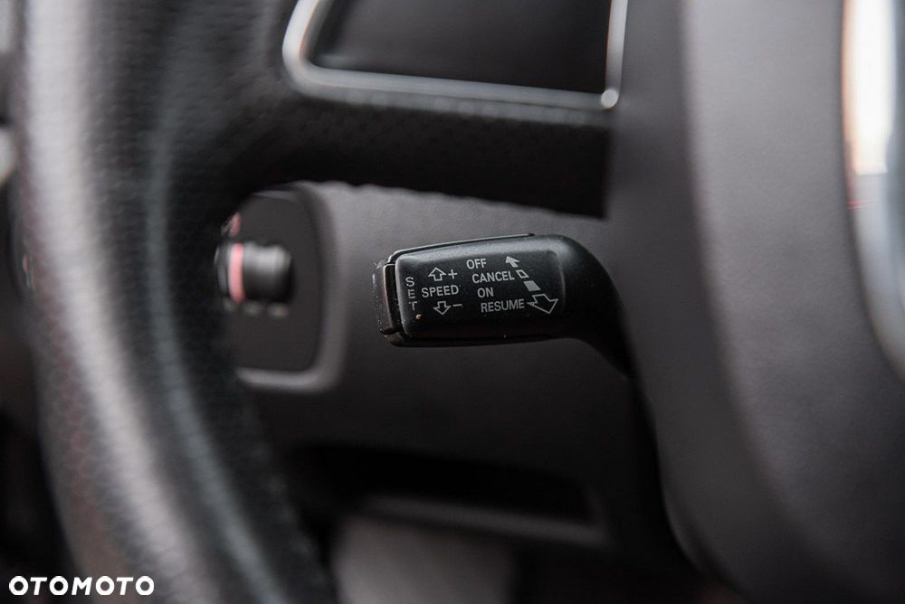 Audi A3 Sportback 2.0 TDI S line Sportpaket plus - 24