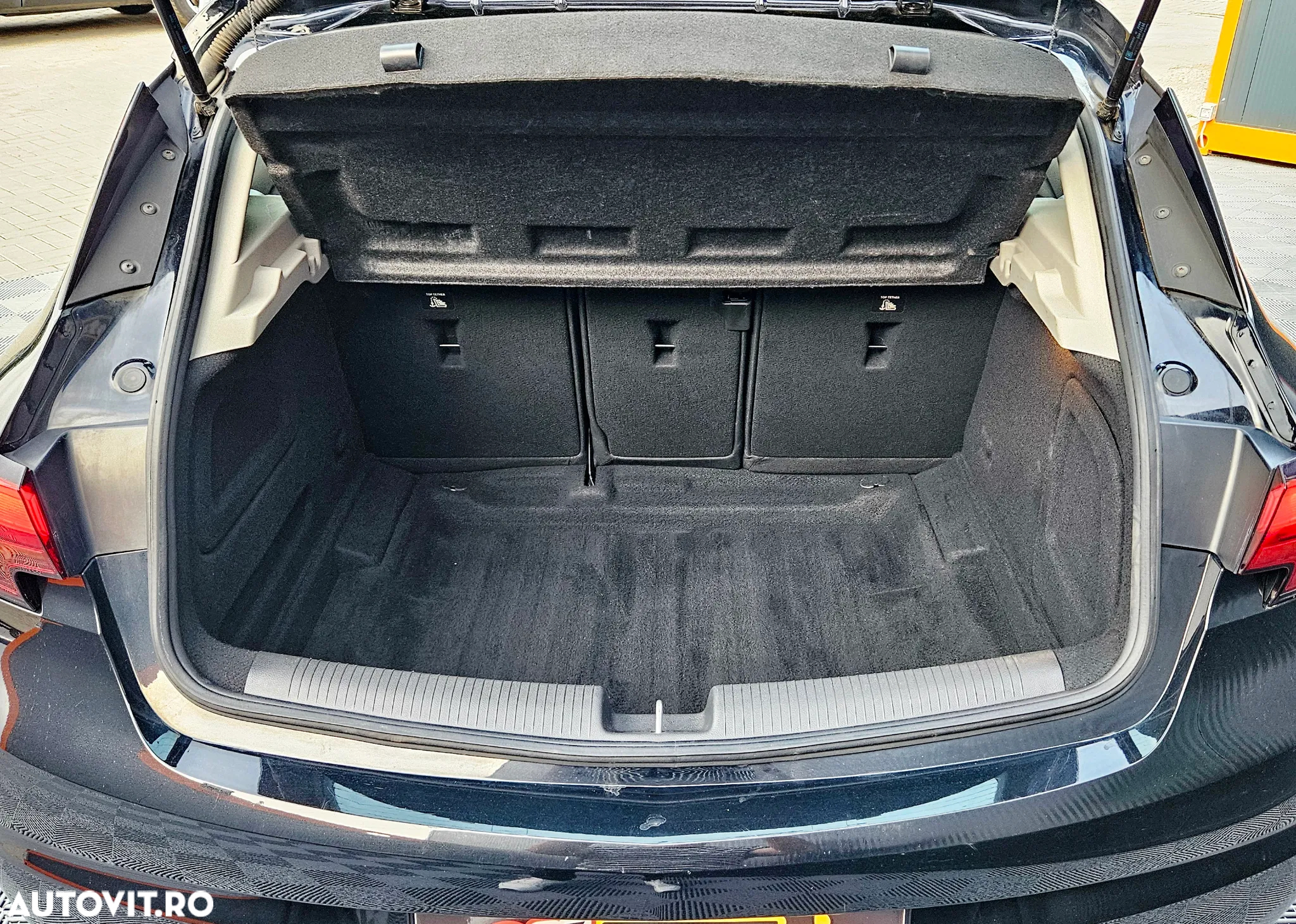 Opel Astra - 11