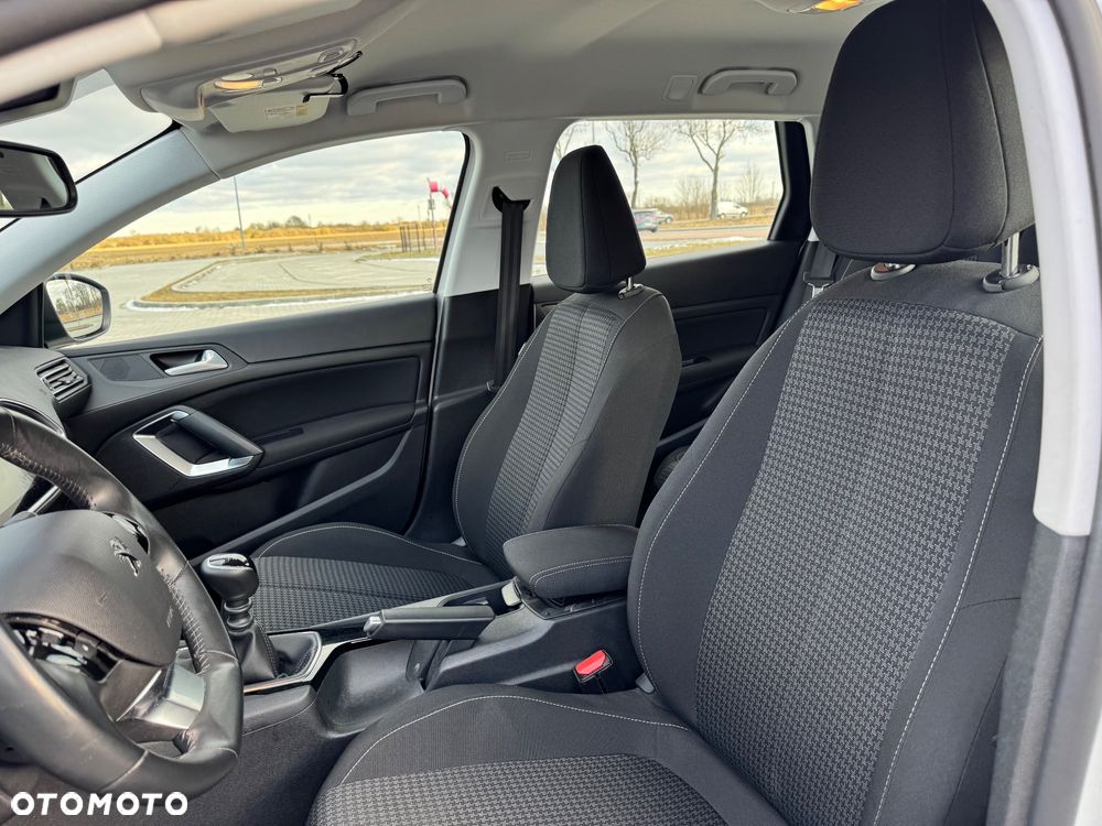 Peugeot 308 110 e-THP Stop & Start Active - 8