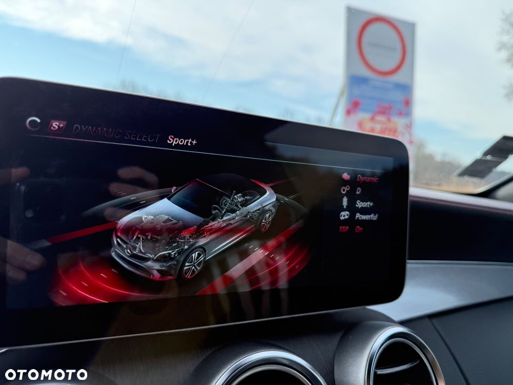 Mercedes-Benz Klasa C AMG 43 4Matic 9G-TRONIC - 35