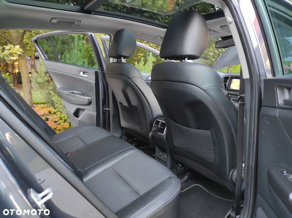Kia Sportage 1.7 CRDI 2WD Dream-Team Edition - 21