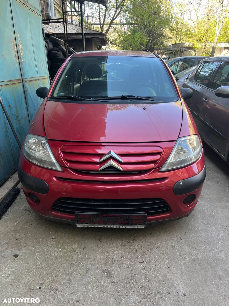 Dezmembrez Citroen C3 visiniu 1,1 benzina 2008 - 5