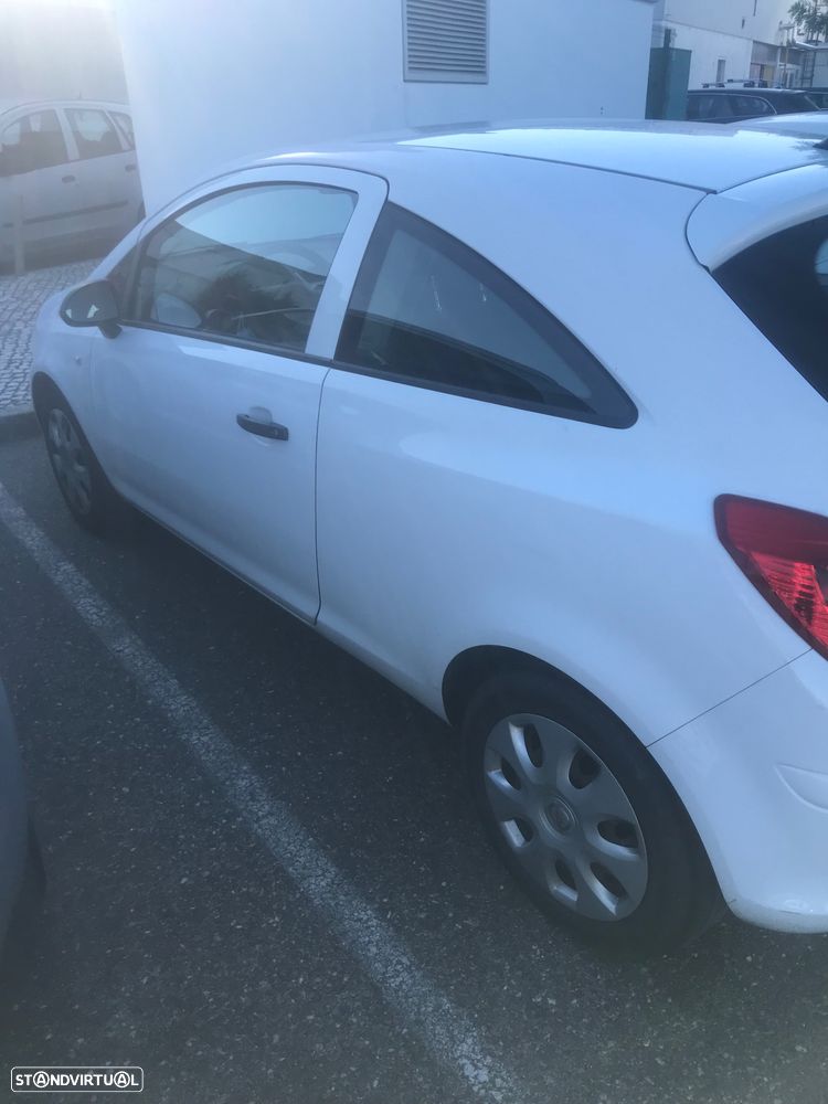 Opel Corsa 1.3 CDTi Enjoy - 11
