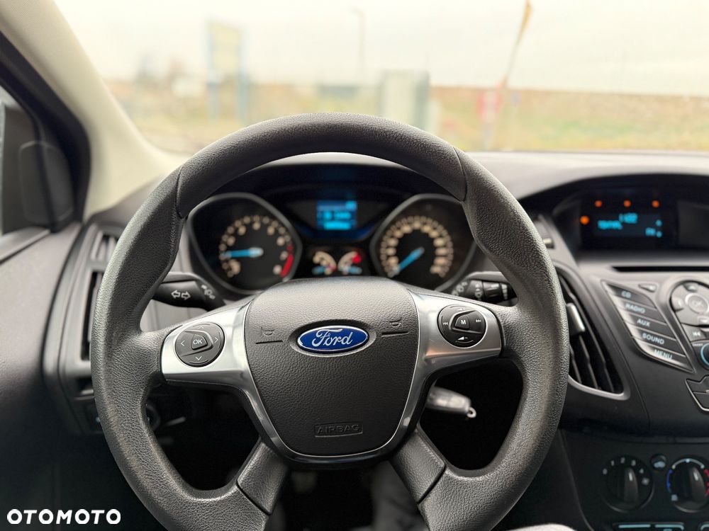 Ford Focus 1.0 EcoBoost 99g Trend - 8