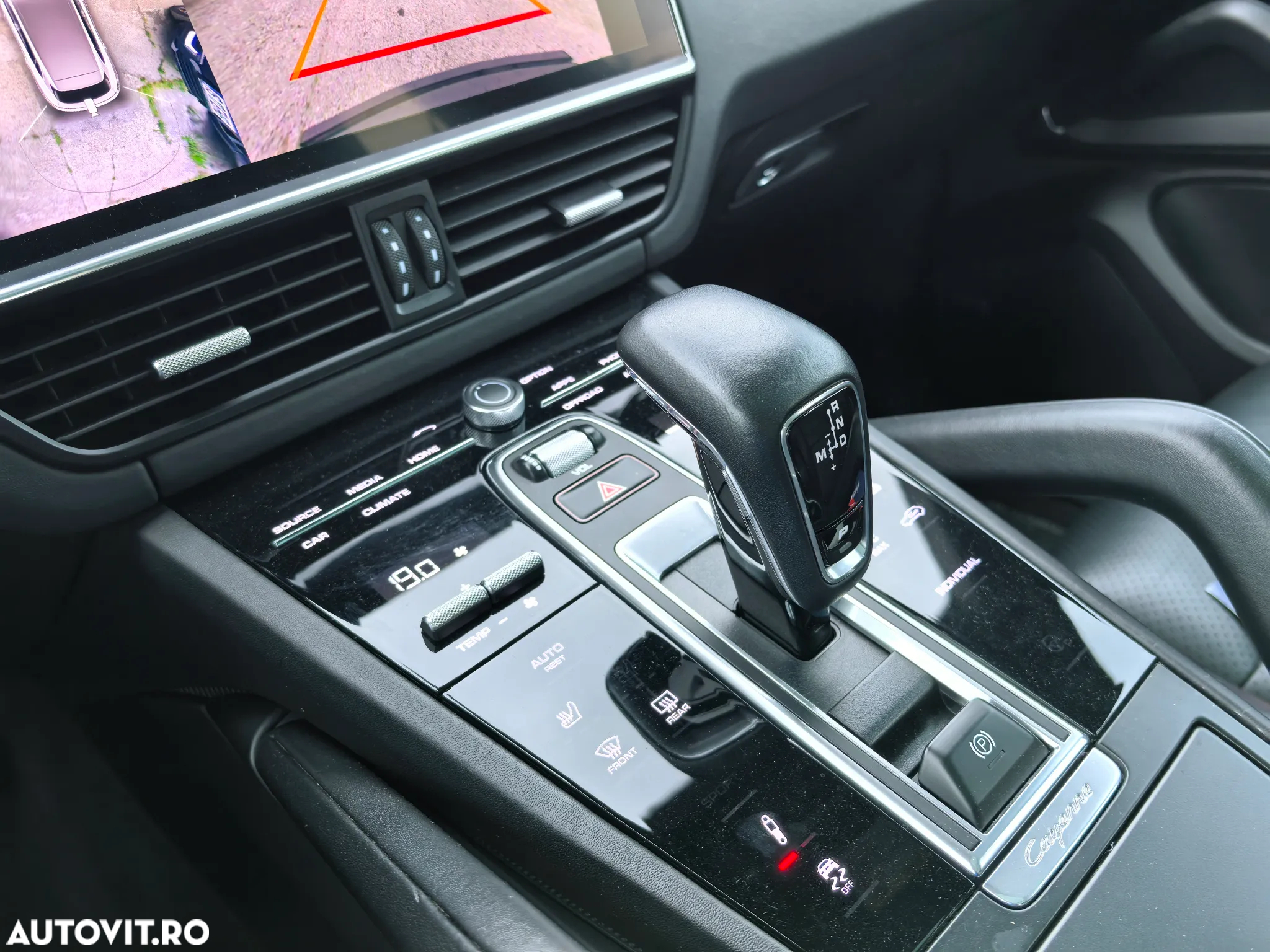 Porsche Cayenne E-Hybrid Tiptronic S Platinum Edition - 16