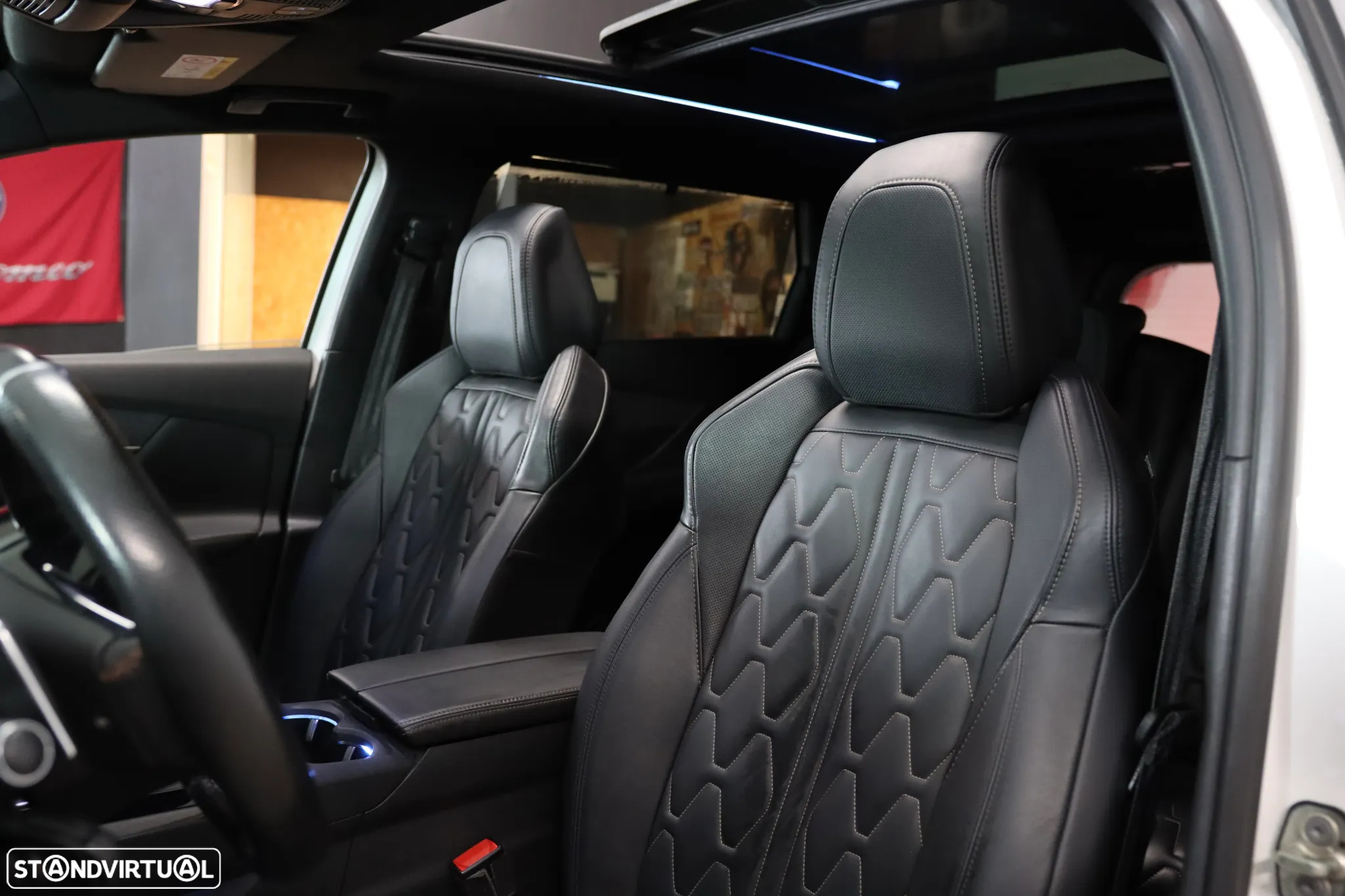Peugeot 5008 1.5 BlueHDi GT Line J19 EAT8 - 25
