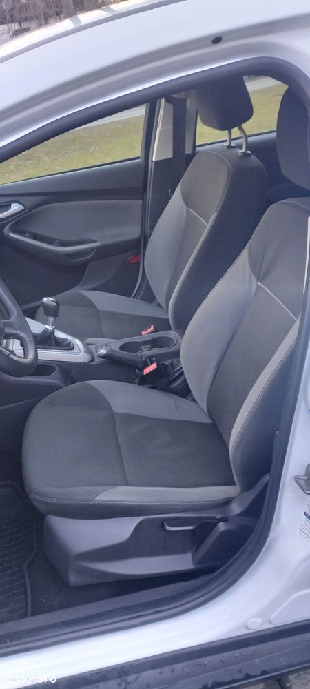 Ford Focus 1.6 TDCi DPF Trend - 15