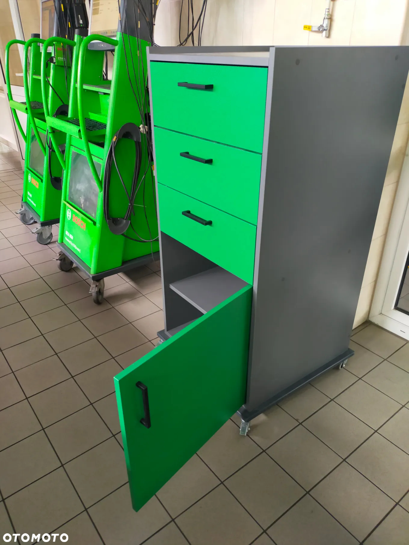 Szafka tester usterek Bosch Regał Bosch - 24