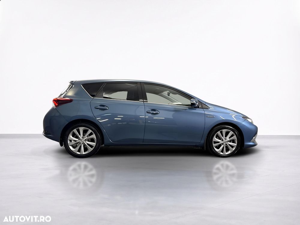Toyota Auris - 7