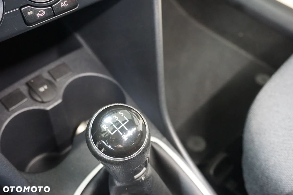 Volkswagen Polo 1.6 TDI Comfortline - 33