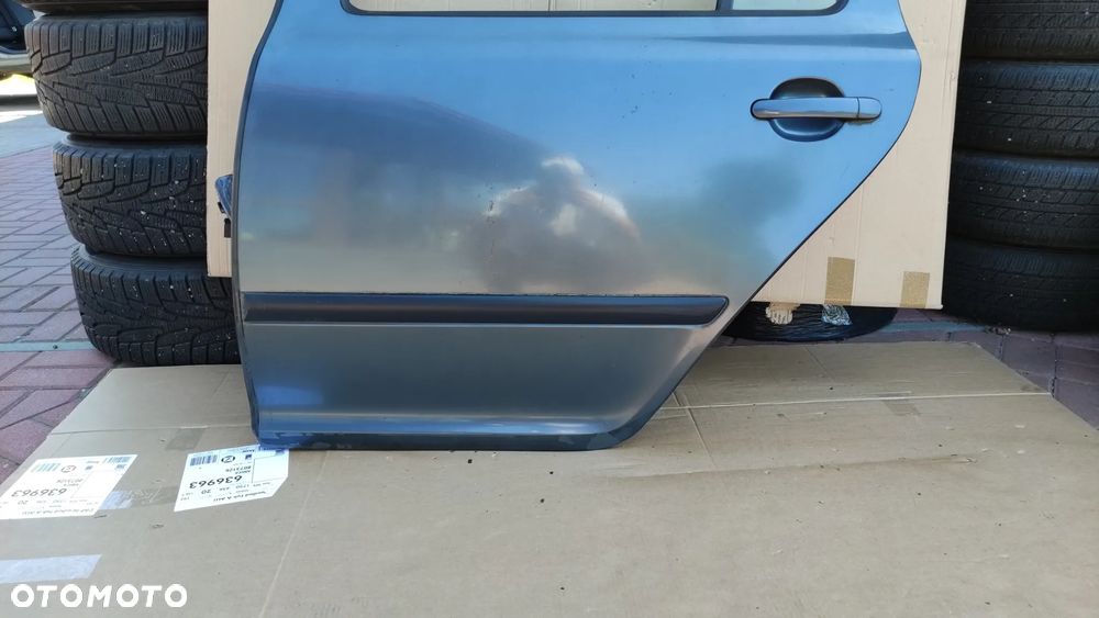 Drzwi lewe tylne Skoda Octavia II kombi kod: 9901 - 6