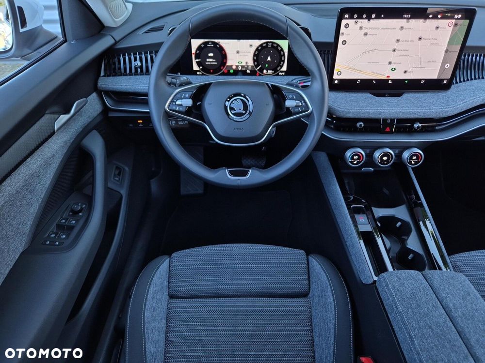 Skoda Superb 2.0 TDI SCR Selection DSG - 20