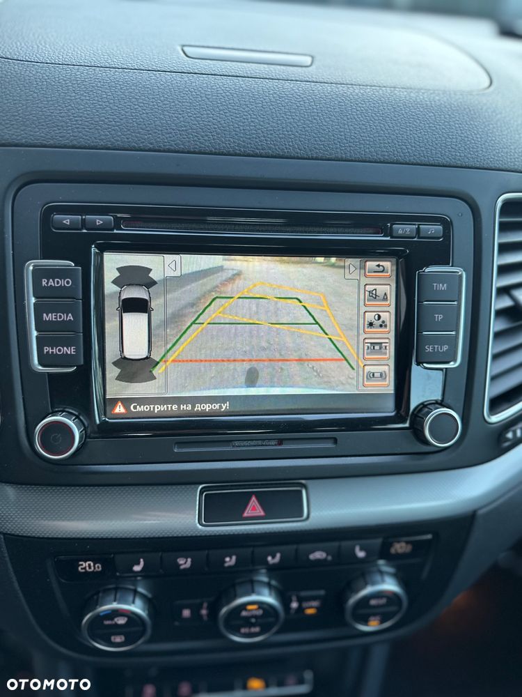 Volkswagen Sharan 2.0 TDI 4Motion BlueMotion Technology Highline - 30