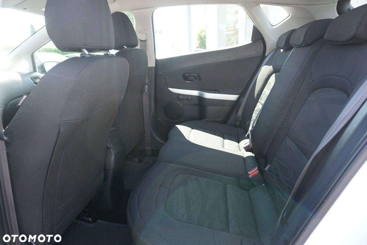 Kia Ceed - 11