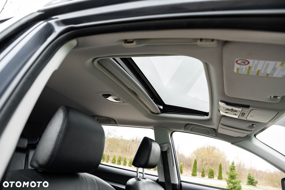 Subaru Outback 2.5i Comfort AT - 26