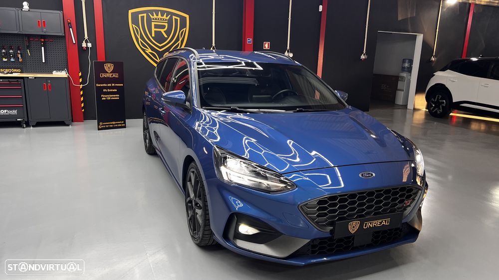 Ford Focus SW 2.3 EcoBoost S&S ST - 11