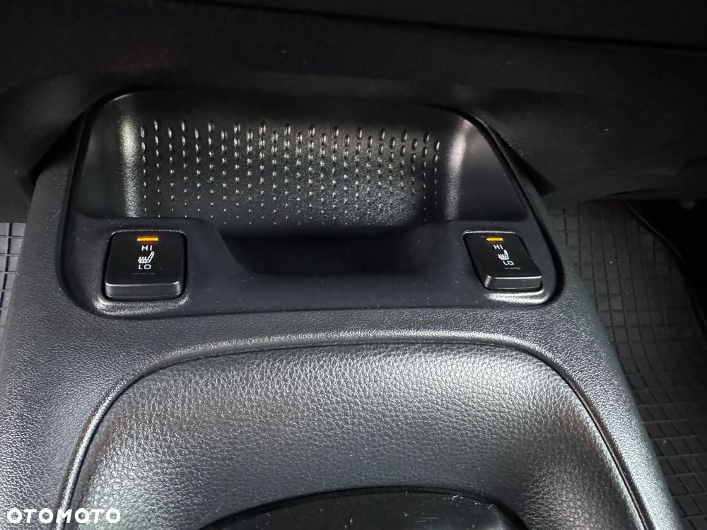 Toyota Corolla 1.8 Hybrid Comfort - 39