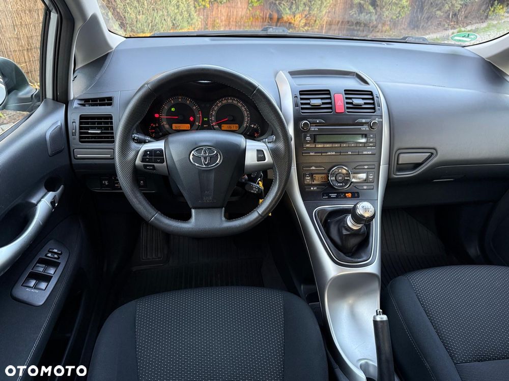 Toyota Auris 1.6 Edition - 33