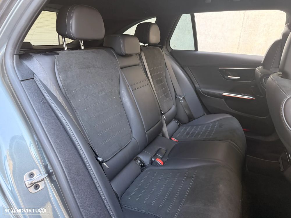 Mercedes-Benz C 300 e AMG Line - 35