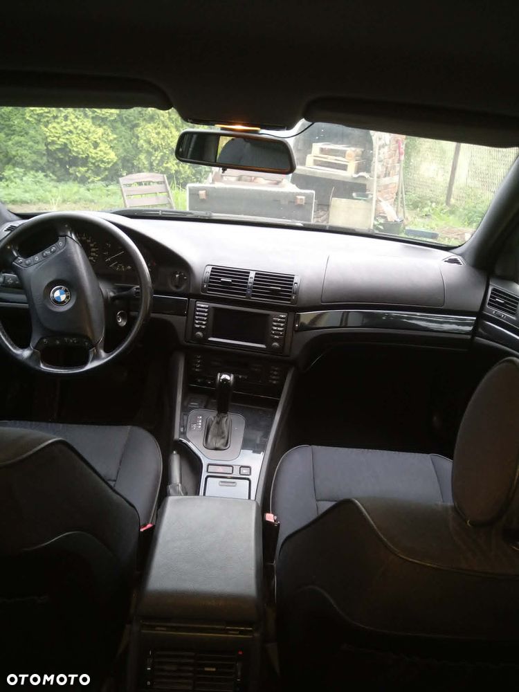 BMW Seria 5 - 8