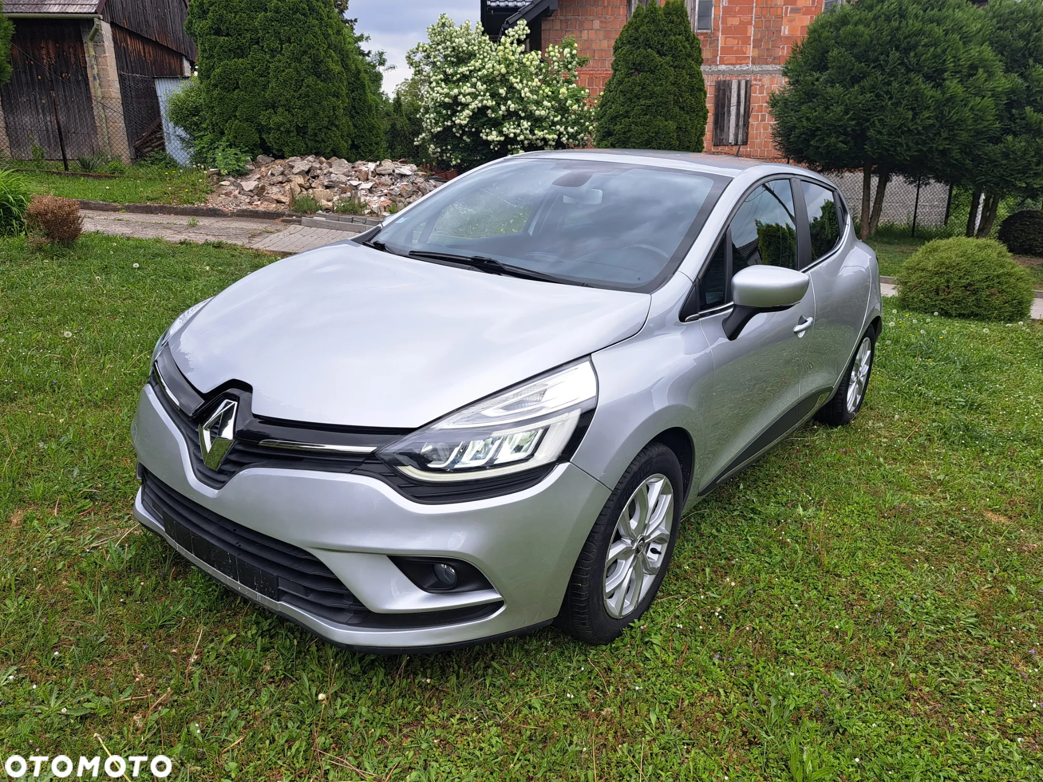 Renault Clio - 2