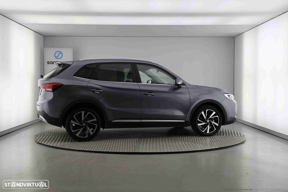 MG ZS 1.5 Hybrid+ Luxury - 8