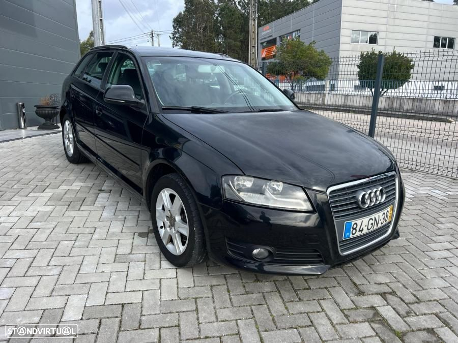 Audi A3 Sportback 2.0 TDi - 4