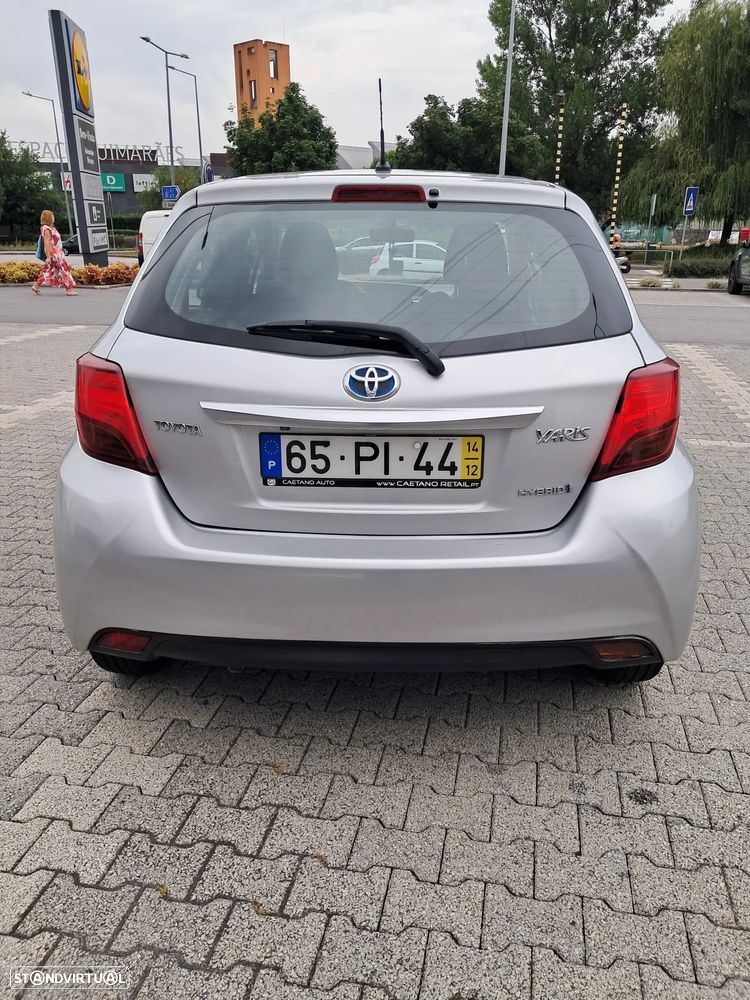 Toyota Yaris 1.5 HSD Comfort - 8