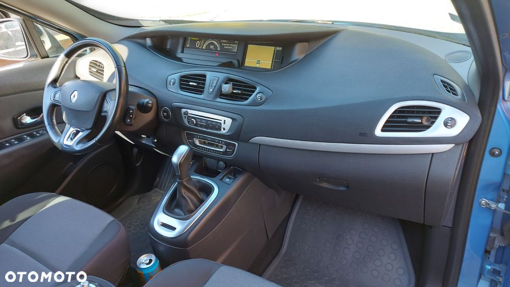 Renault Scenic - 12