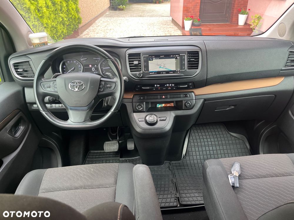 Toyota Proace Verso - 16