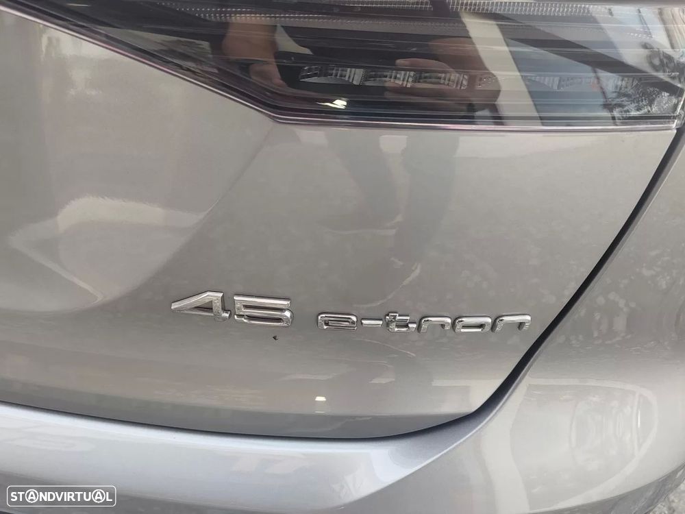 Audi Q4 e-tron 45 82 kWh - 16