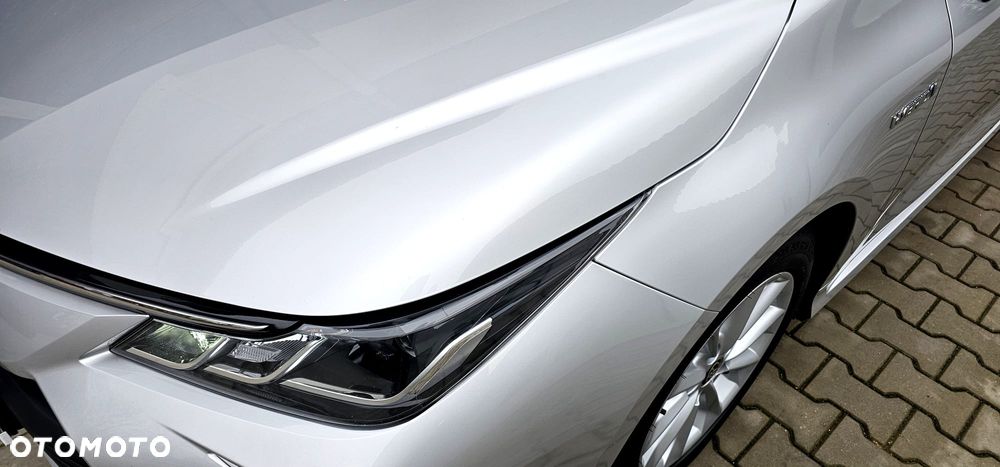 Toyota Corolla 1.8 Hybrid Comfort - 4