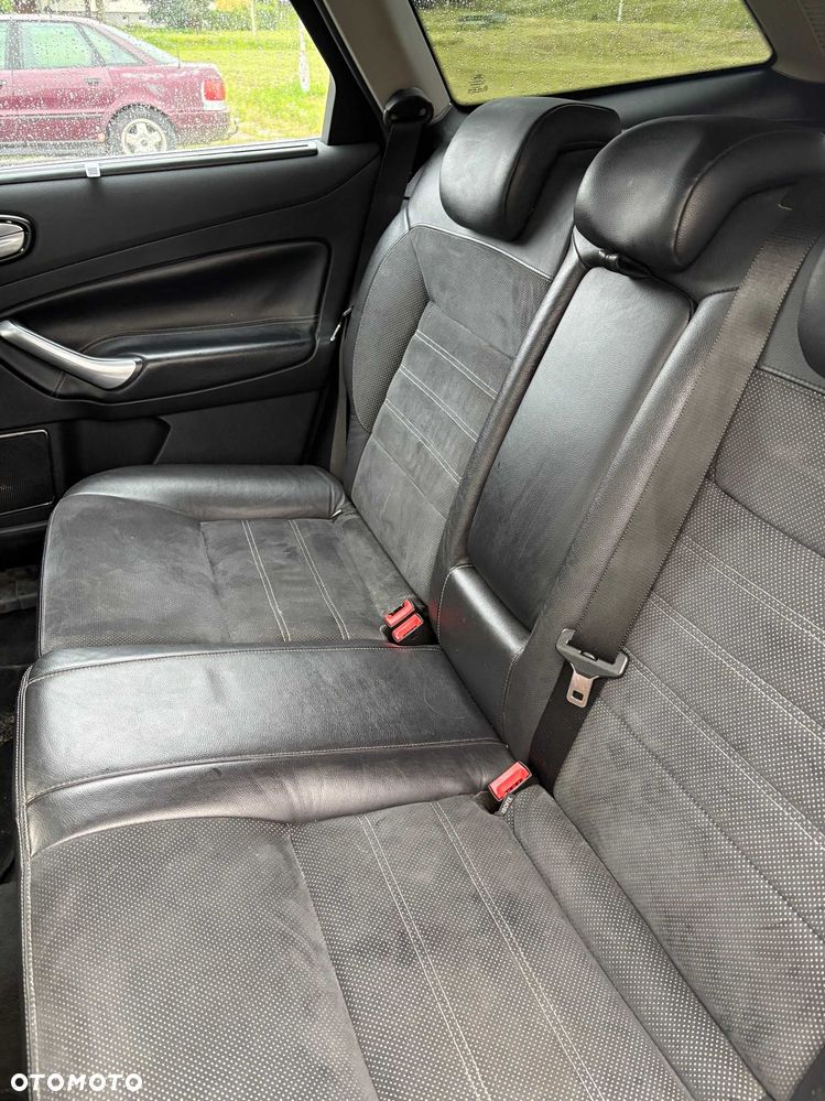 Ford Mondeo - 4
