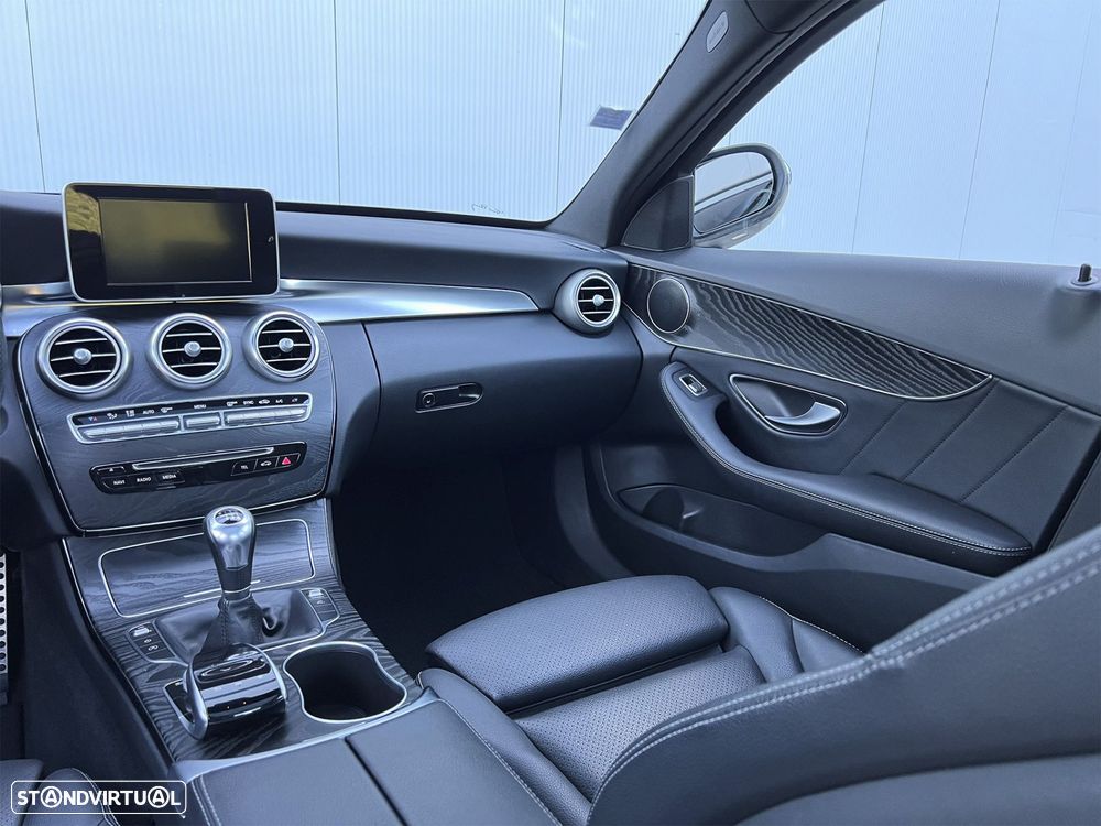 Mercedes-Benz C 180 d AMG Line - 41