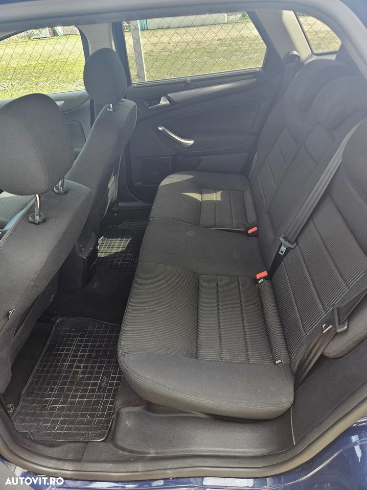 Ford Mondeo 1.6 TDCi Ambiente - 13