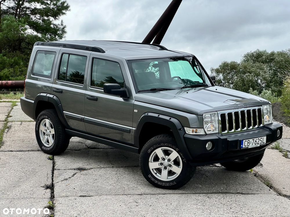 Jeep Commander 3.0 CRD Laredo - 9