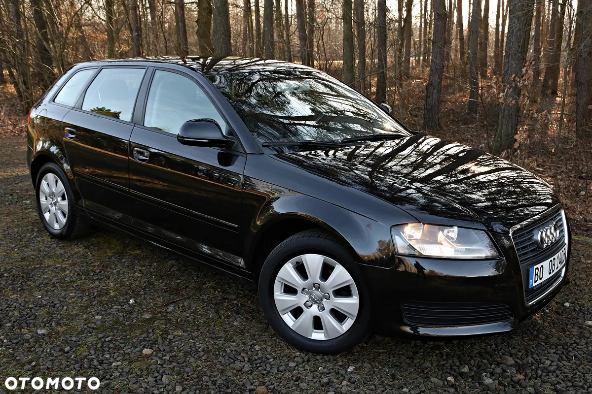 Audi A3 1.6 TDI Ambiente - 17